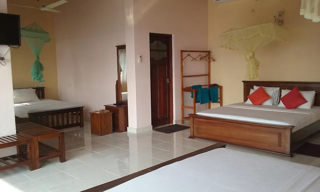 Guest house Kandy View Garden Hotel